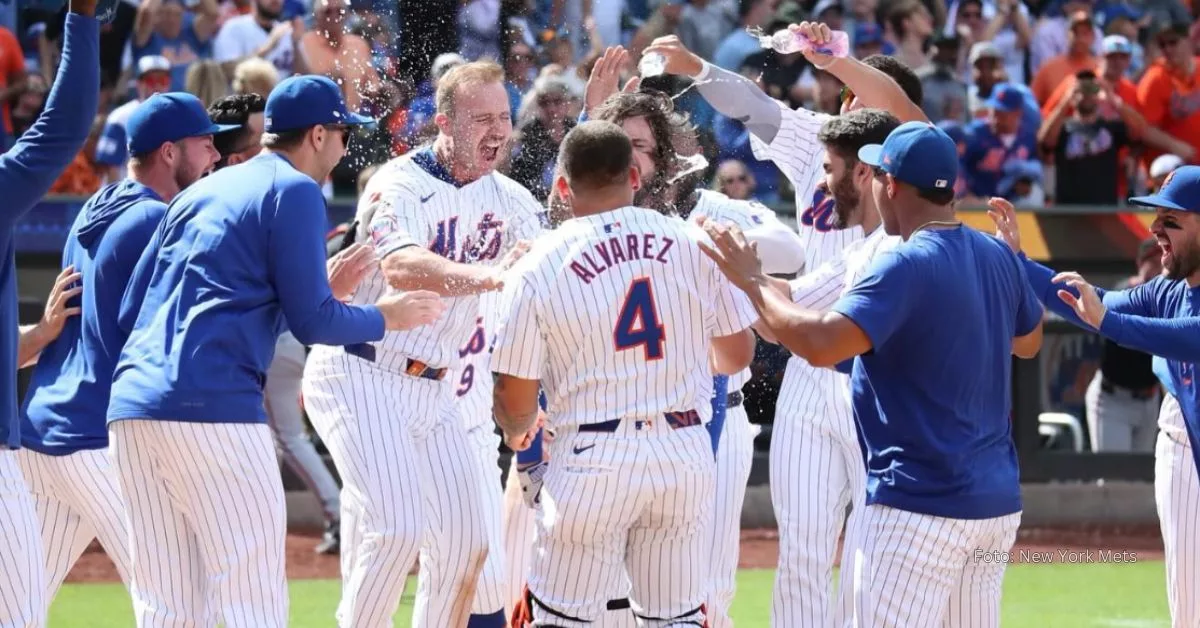 Celebración de New York Mets tras triunfo con Walk-Off jonrón en Citi Field