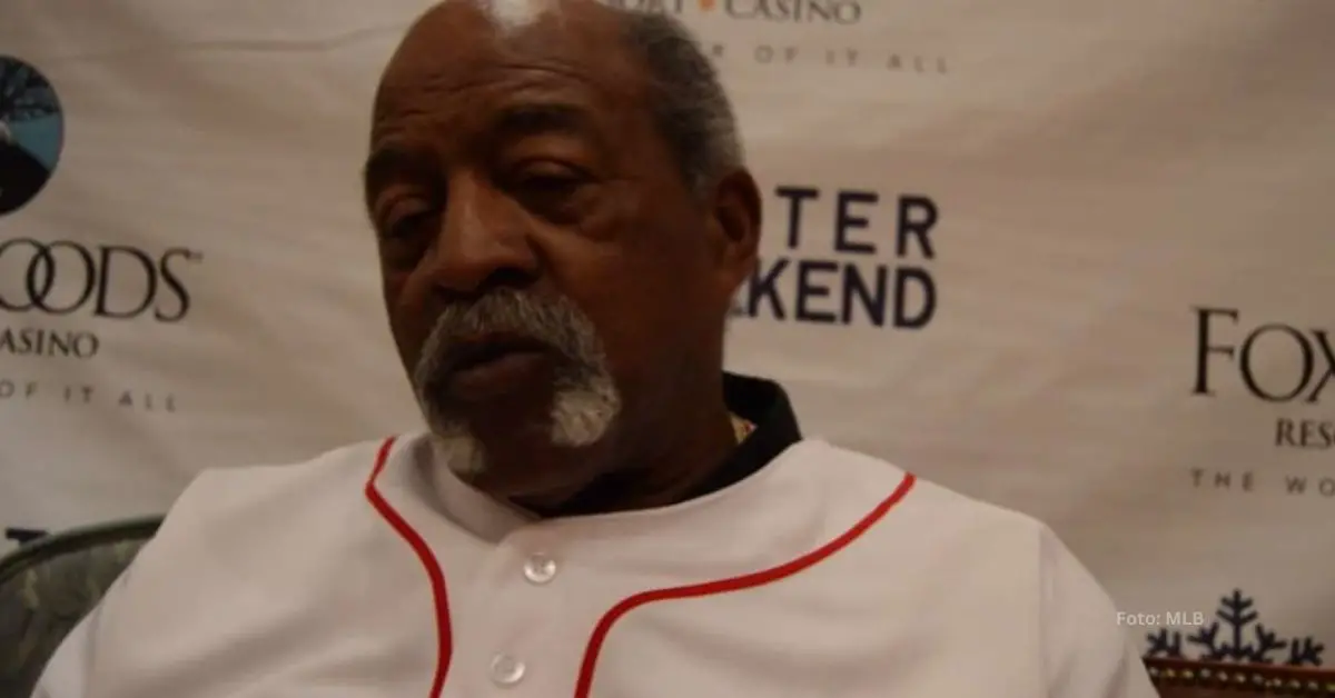 Luis Tiant en un evento de Boston Red Sox